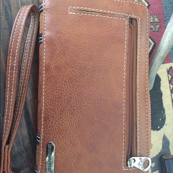 Wristlet - Picture 2 of 4